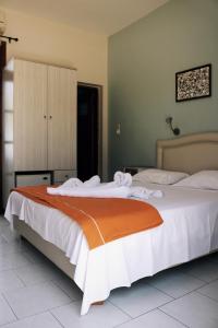Esperida rooms & studios