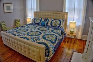 Downtown Savannah Oasis