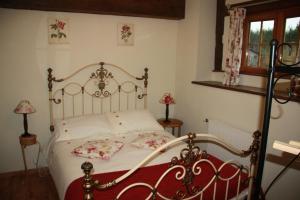 B&B / Chambres d'hotes Chambres d'hotes La Difference-Le Pressoir : photos des chambres