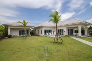 Hua Hin Pool Villa with 4 Bedrooms L50