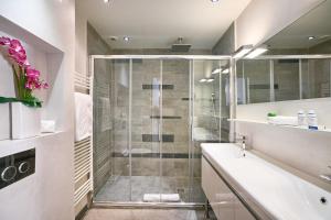 "Le Nomad" by EnjoyNice, luxury central apartment with airco