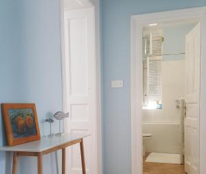 Room next to Porto Montenegro