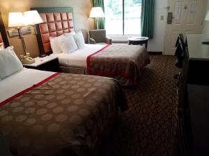 Standard Room with Two Double Beds - Non Smoking room in Ramada by Wyndham Temple Terrace/Tampa North
