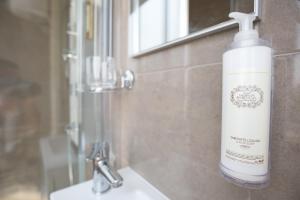 Rua Luciano Cordeiro Bhuiyan Family Host