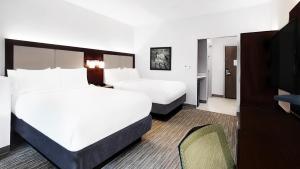 Suite with Two Beds - Non-Smoking room in Holiday Inn Express & Suites - Chalmette - New Orleans S an IHG Hotel