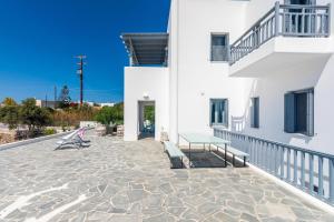 Milian Suite Milos Greece