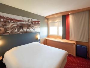 Hotels ibis Cholet : photos des chambres