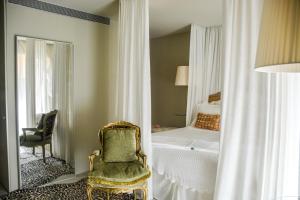 Prestige Single Room room in Carmo's Boutique Hotel - Small Luxury Hotels of the World