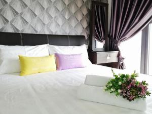 Country Garden Danga Bay , Royal Strand