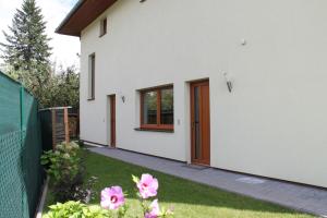 Lovely apartment, Garden, Parking, Wifi, Netflix