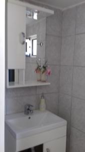 SeeTheSea Apartment Kanali