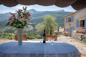 Maisons d'hotes Gaia, maison d'hotes Verdon, vue feerique : photos des chambres