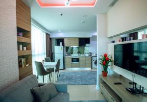 Dusit Grand condo View