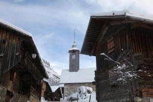 Chalets chalet artheis : photos des chambres