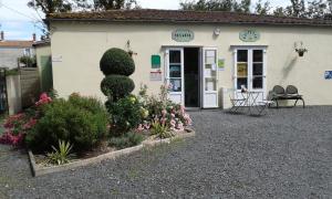 Camping L'Ilot des Marais photo 9