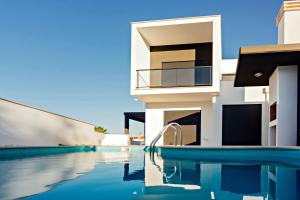 Janelas de Salir Holiday Homes