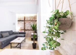 INTIMATE AND ARTISTIC FLAT WIFI PUERTA DEL SOL