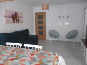 Apartamento recién reformado y climatizado en ubicación inmejorable.