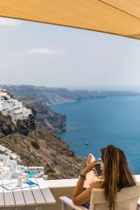 Blue Dolphins Apartments Santorini Greece