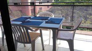 Appartements les pieds dans l'eau les Marines de Moriani 4 couchages : photos des chambres