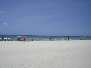 Casablanca on the beach, Oceanfront Studio Miami Beach