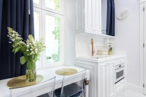 Golden Fish - New Apartment - Old Town