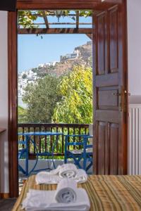 Nicolas Pension Skyros Greece