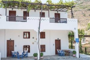 Nicolas Pension Skyros Greece