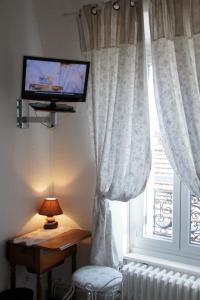 Hotels Hotel Montsegur : photos des chambres