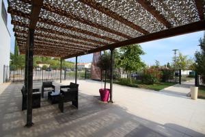 Appart'hotels Sweet Home studio Aix en Provence, terrasse, piscine, resto, : photos des chambres