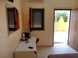 Large Double or Twin Room
