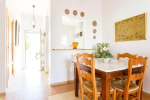 Bonito apartamento en campo de golf con piscina