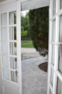 Appartements Moulin des Gypses Gite Les Pierres Blanches, Ventoux : Appartement - Vue sur Jardin