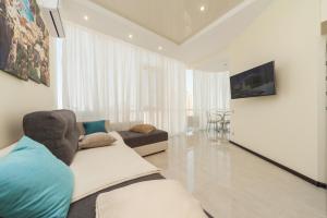 Gagarin plaza Arcadia Apartments sea view