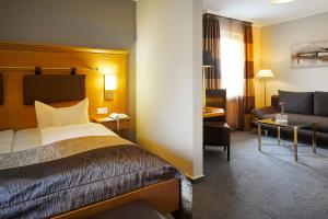 Deluxe Double Room room in Engemann Kurve