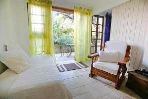 Apartment room in Uma Casa a Beira Sol