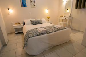 Apartment with Sea View room in Unique Galini Oia - Adults Only