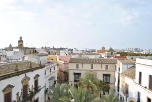 Calle Tornería, 24, 11403 Jerez de la Frontera, Cádiz, Spain.