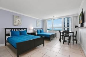 Miami Beach Apartments by MiaRentals