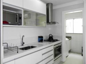 1057 - Apartamento para locação em Bombinhas