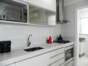 1057 - Apartamento para locação em Bombinhas