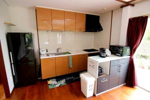 冲绳岛 Monstera 3星级 住宿 大堂