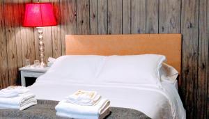 Double Room with One Double Bed room in Pine Hill Arms Hotel