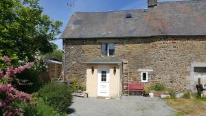 Maisons de vacances Cute Gite family Aucey Mont Saint Michel : photos des chambres