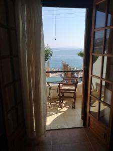 romanza rooms Lakonia Greece