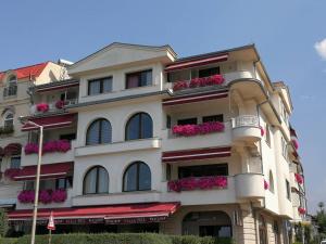 4 star viesu māja Villa Dea Ohrida Maķedonija