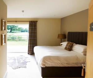 Double Room with Terrace room in The Three Chimneys Country Pub