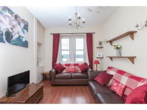 Homely Tenement for 4 near Botanic Gardens