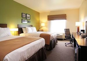Queen Room with Two Queen Beds - Non-Smoking room in Sleep Inn and Suites Round Rock - Austin North