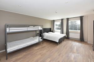 Family Room with Shared Bathroom room in Måby Park & Hotell